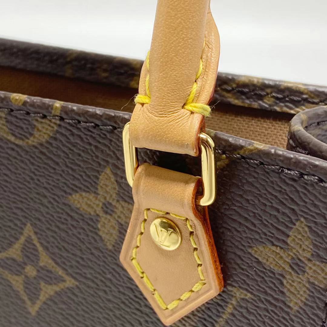 LOUIS VUITTON PETIT SAC PLAT MONOGRAM CANVAS