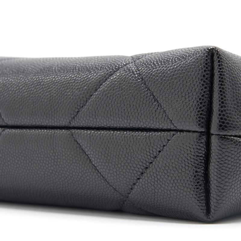 CHANEL CLUTCH BLACK GHW
