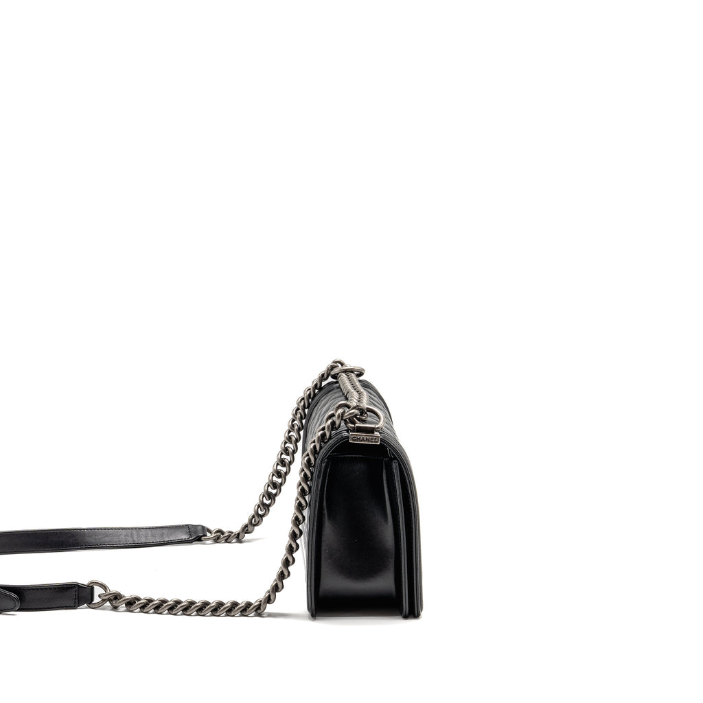 CHANEL MEDIUM BOY BAG LAMBSKIN BLACK RUTHENIUM SHW