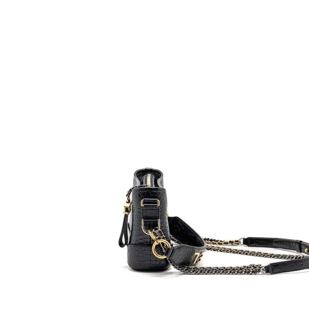 CHANEL SMALL GABRIELLE HOBO BAG WITH TOP HANDLE CROC-EMBOSSED CALFSKIN BLACK MULTICOLOURED HARDWARE