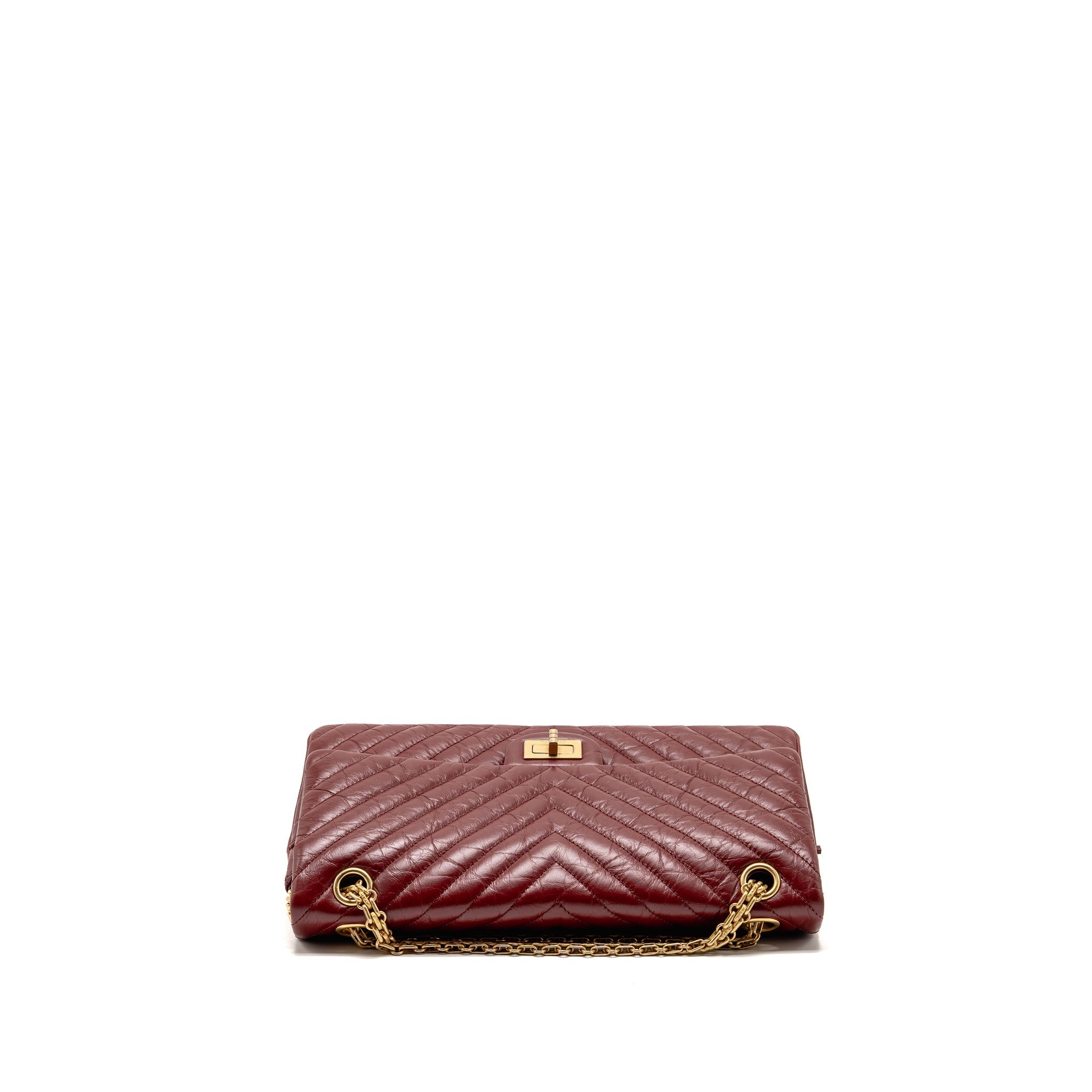 CHANEL 2.55 226 REISSUE DOUBLE FLAP BAG CHEVRON AGED CALFSKIN RED GHW