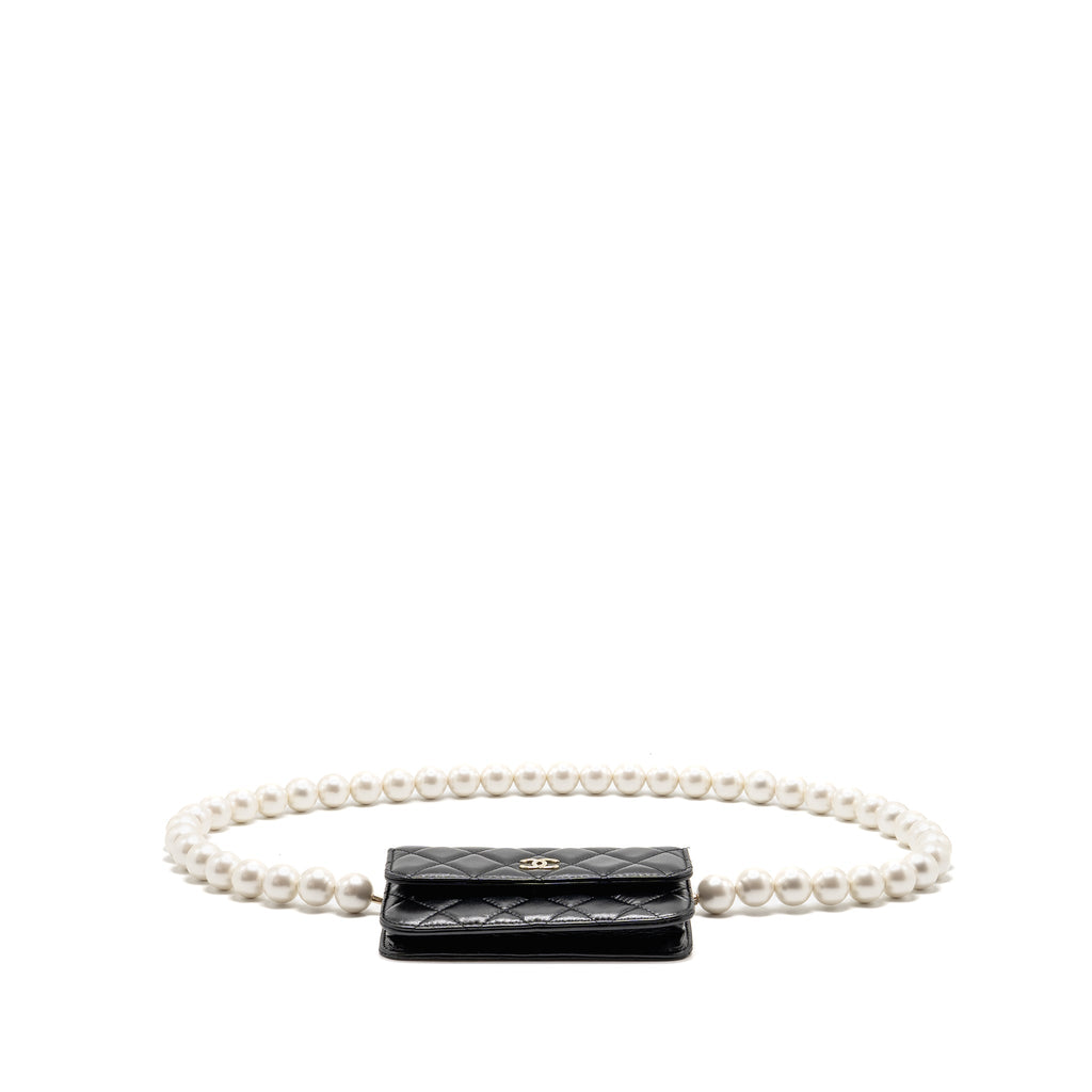 CHANEL CARD HOLDER WITH MAXI PEARLS CHAIN LAMBSKIN BLACK LGHW