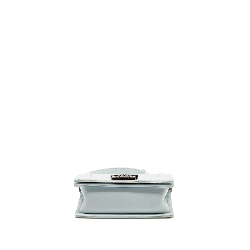 CHANEL SMALL BOY BAG CALFSKIN LIGHT BLUE SHW (MICROCHIP)