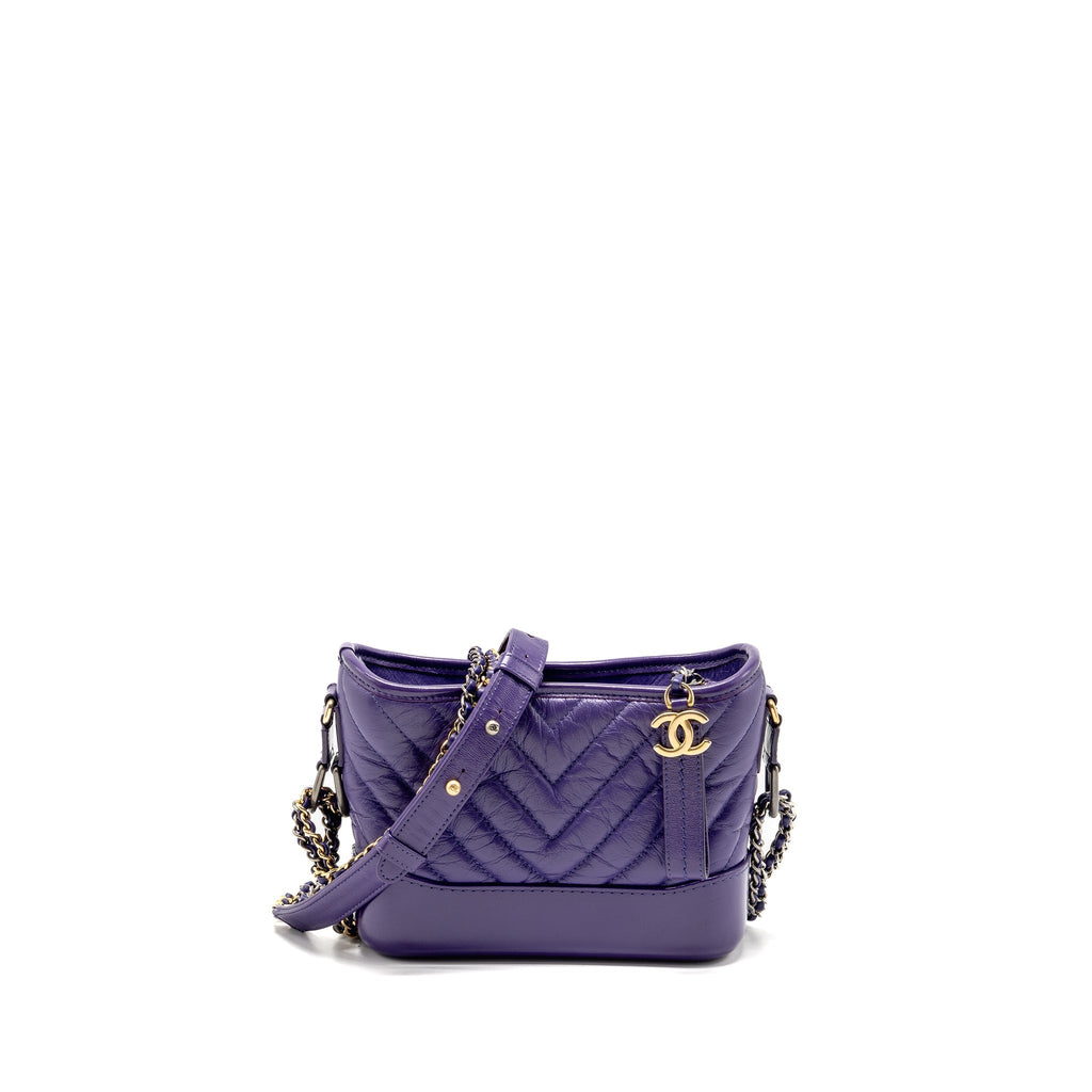 CHANEL SMALL GABRIELLE HOBO BAG CHEVRON AGED CALFSKIN PURPLE MULTICOLOUR HARDWARE