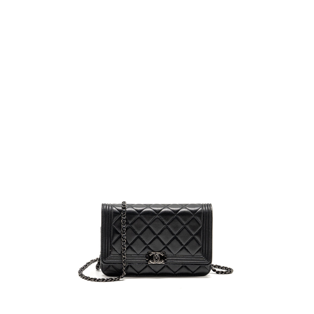 CHANEL BOY WALLET ON CHAIN CALFSKIN BLACK WITH BLACK HARDWARE