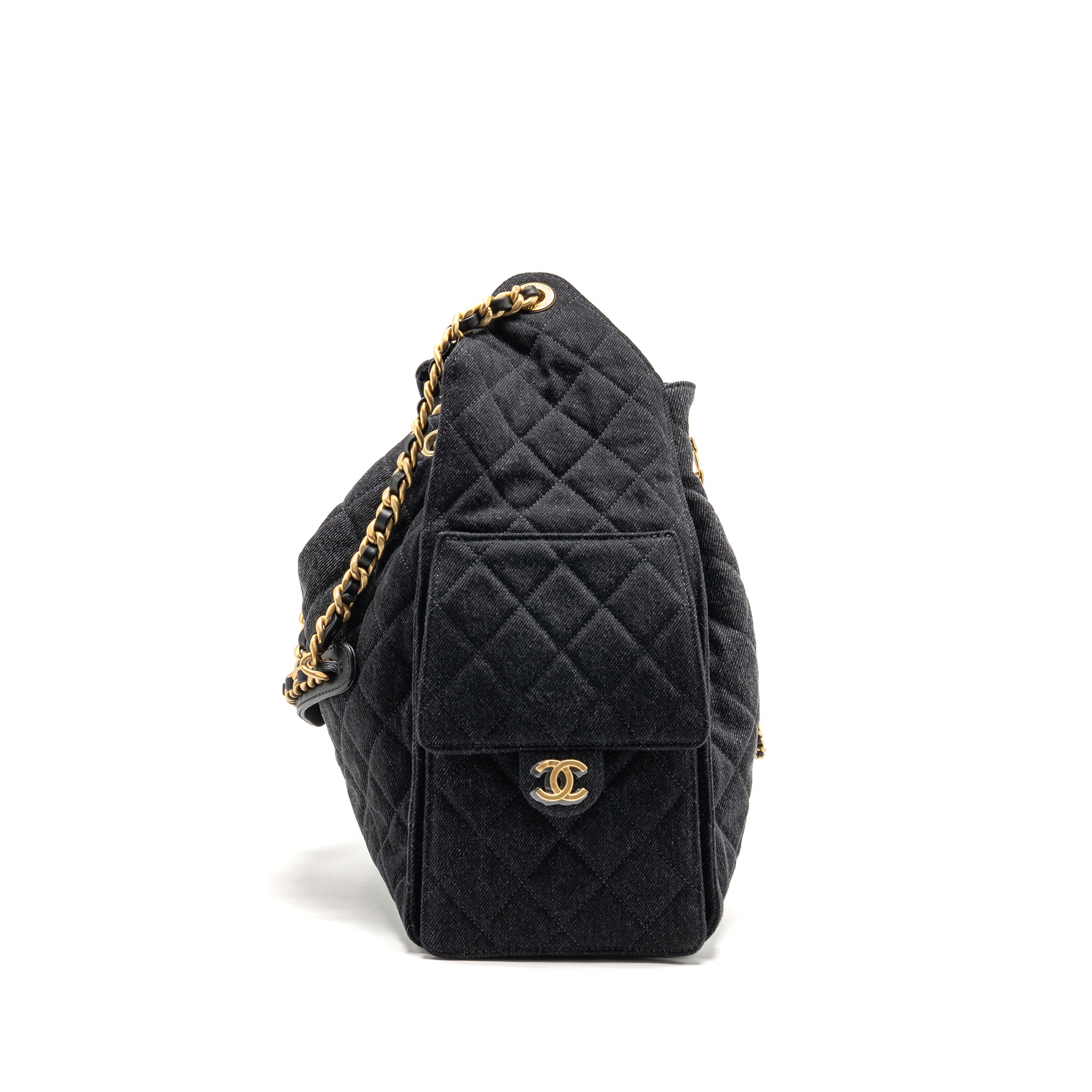 CHANEL 25 MEDIUM HANDBAG WASHED DENIM BLACK GHW (MICROCHIP)