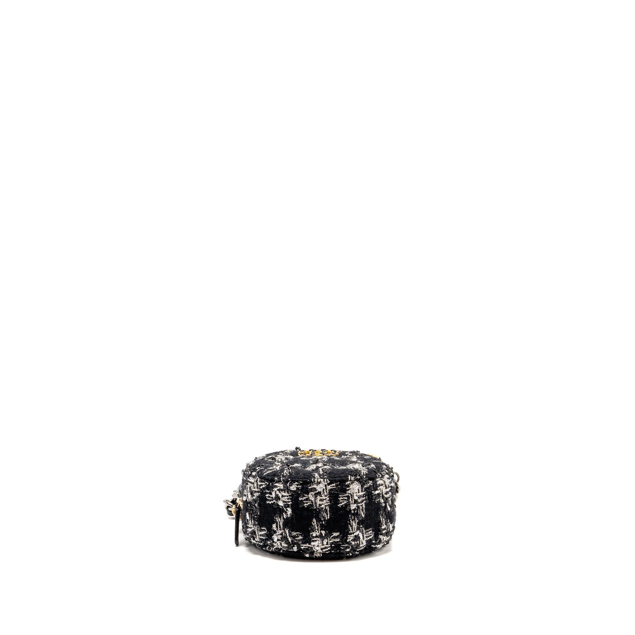 CHANEL 19 ROUND CLUTCH WITH CHAIN TWEED MULTICOLOUR GHW
