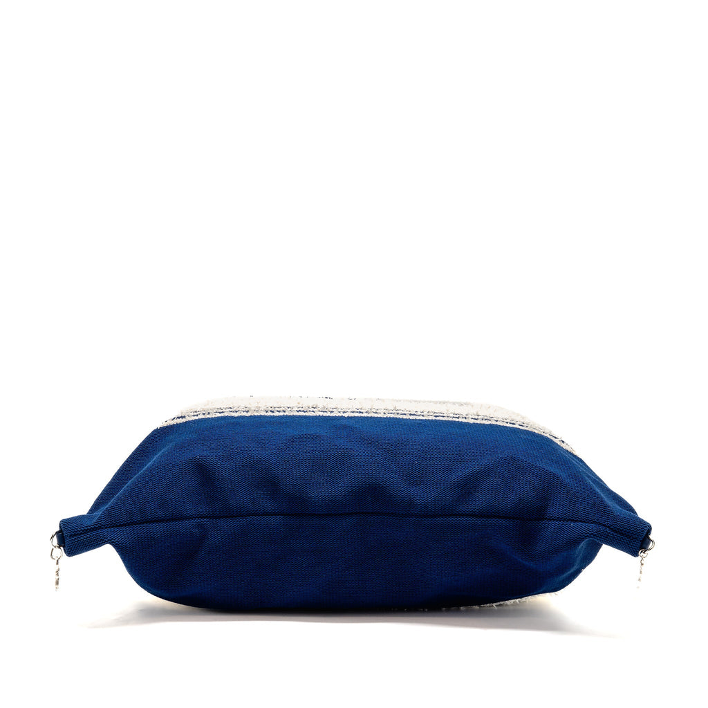 CHANEL 19P DEAUVILLE BIARRITZ VENICE TOTE TWEED WHITE / BLUE SHW