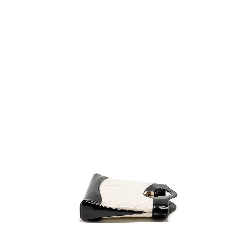 CHANEL MINI 31 BAG PATENT BLACK / WHITE LGHW (MICROCHIP)