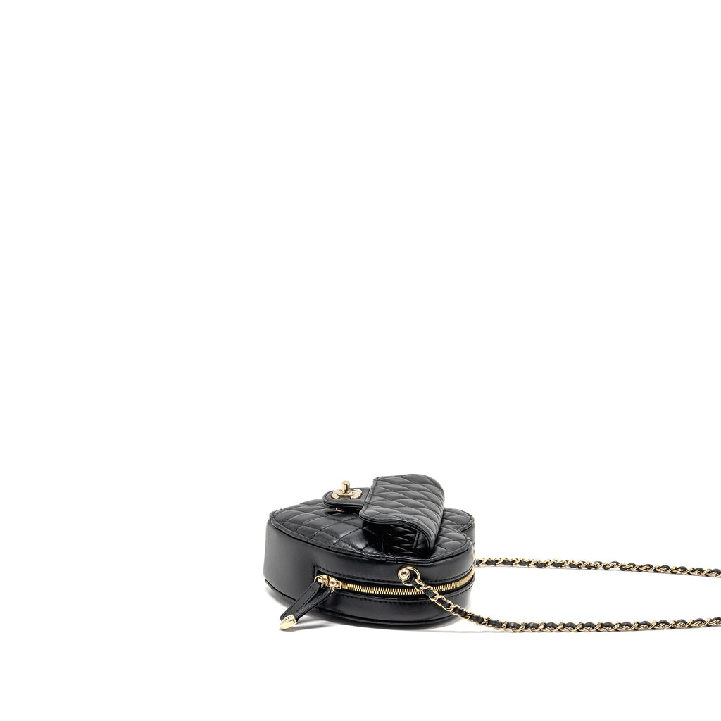 CHANEL 22S HEART BAG LAMBSKIN BLACK LGHW (MICROCHIP)