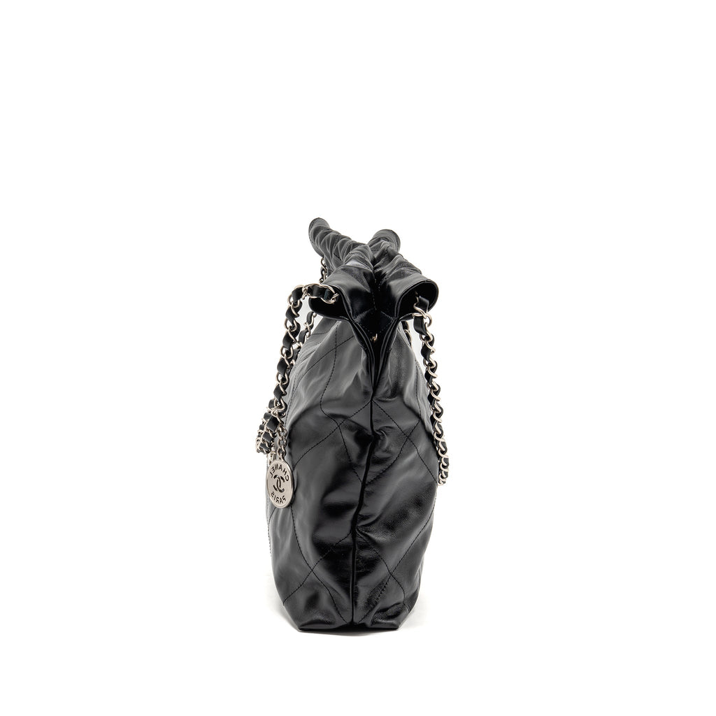 CHANEL SMALL 22 BAG SHINY CALFSKIN BLACK SHW (MICROCHIP)