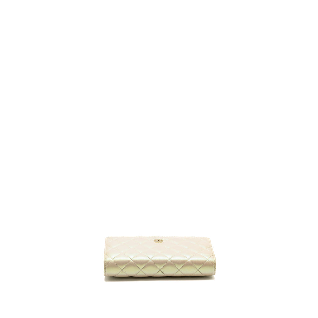 CHANEL WALLET ON CHAIN LAMBSKIN IRIDESCENT IVORY LGHW