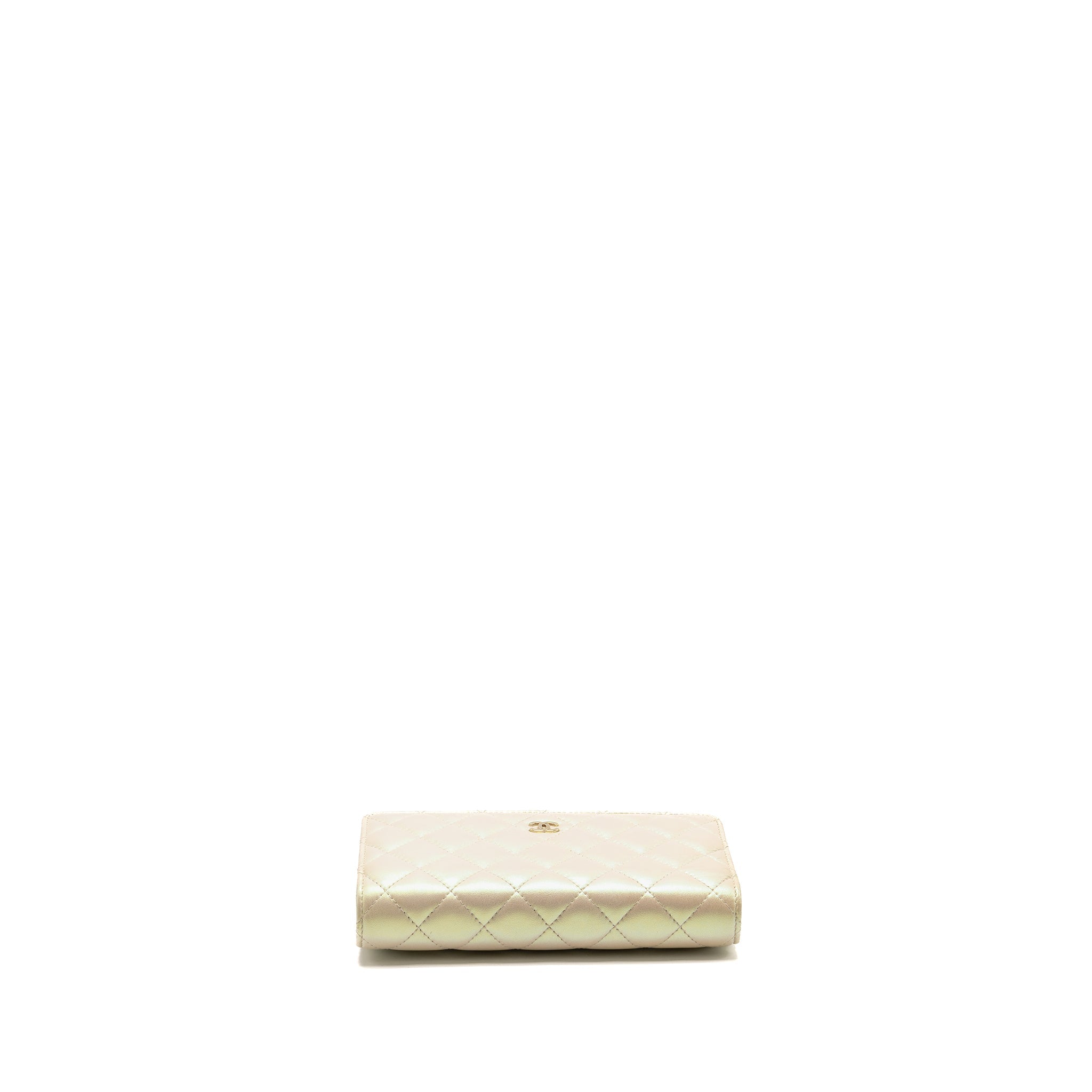 CHANEL WALLET ON CHAIN LAMBSKIN IRIDESCENT IVORY LGHW