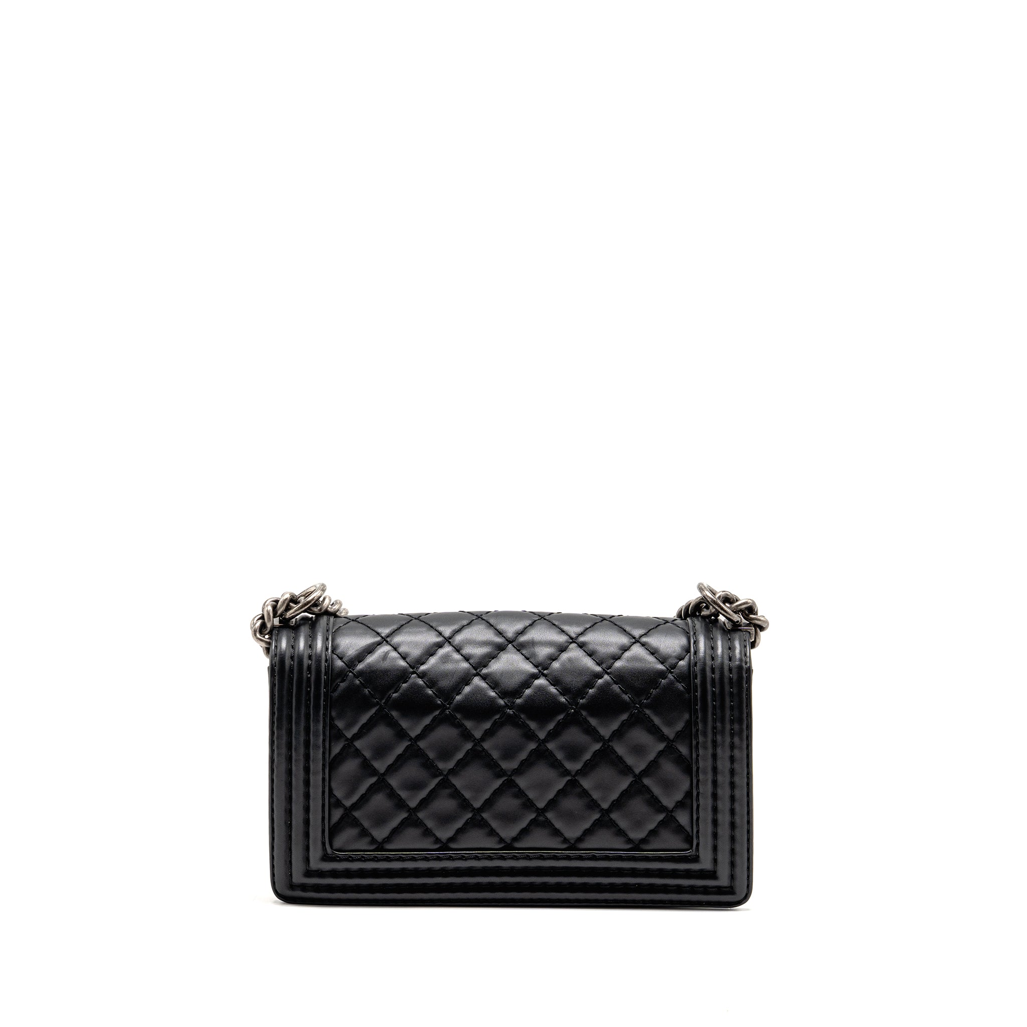 CHANEL MEDIUM BOY BAG CALFSKIN BLACK RUTHENIUM SHW