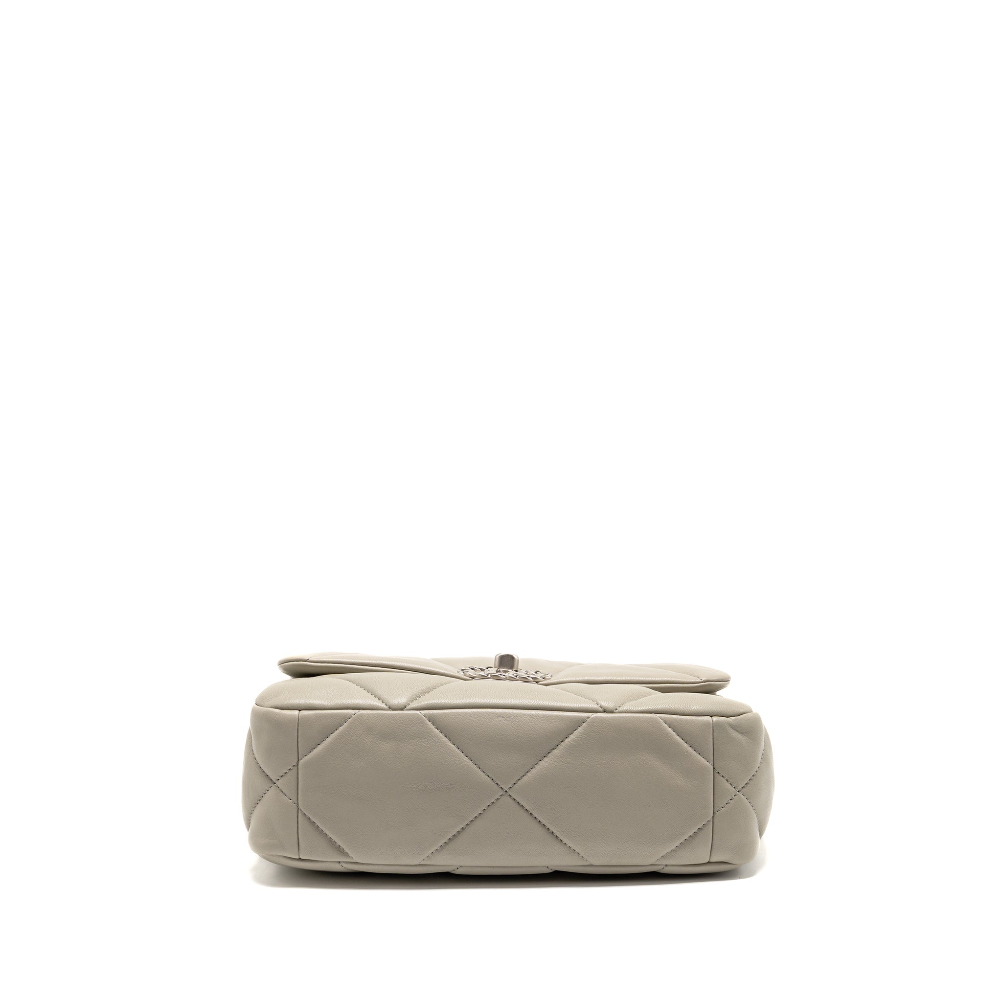 CHANEL SMALL 19 BAG LAMBSKIN LIGHT GREY MULTICOLOURED HARDWARE (MICROCHIP)