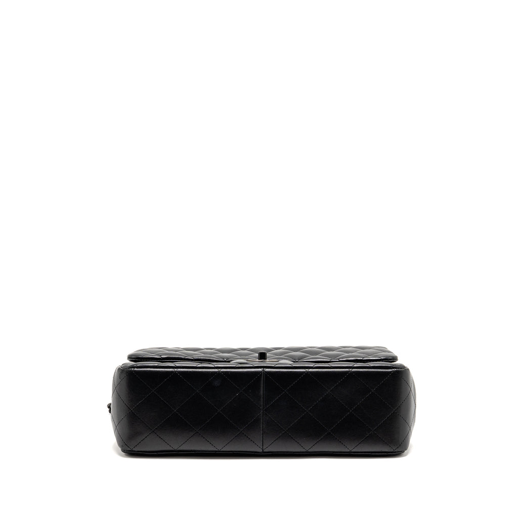 CHANEL JUMBO CLASSIC DOUBLE FLAP BAG LAMBSKIN SO BLACK