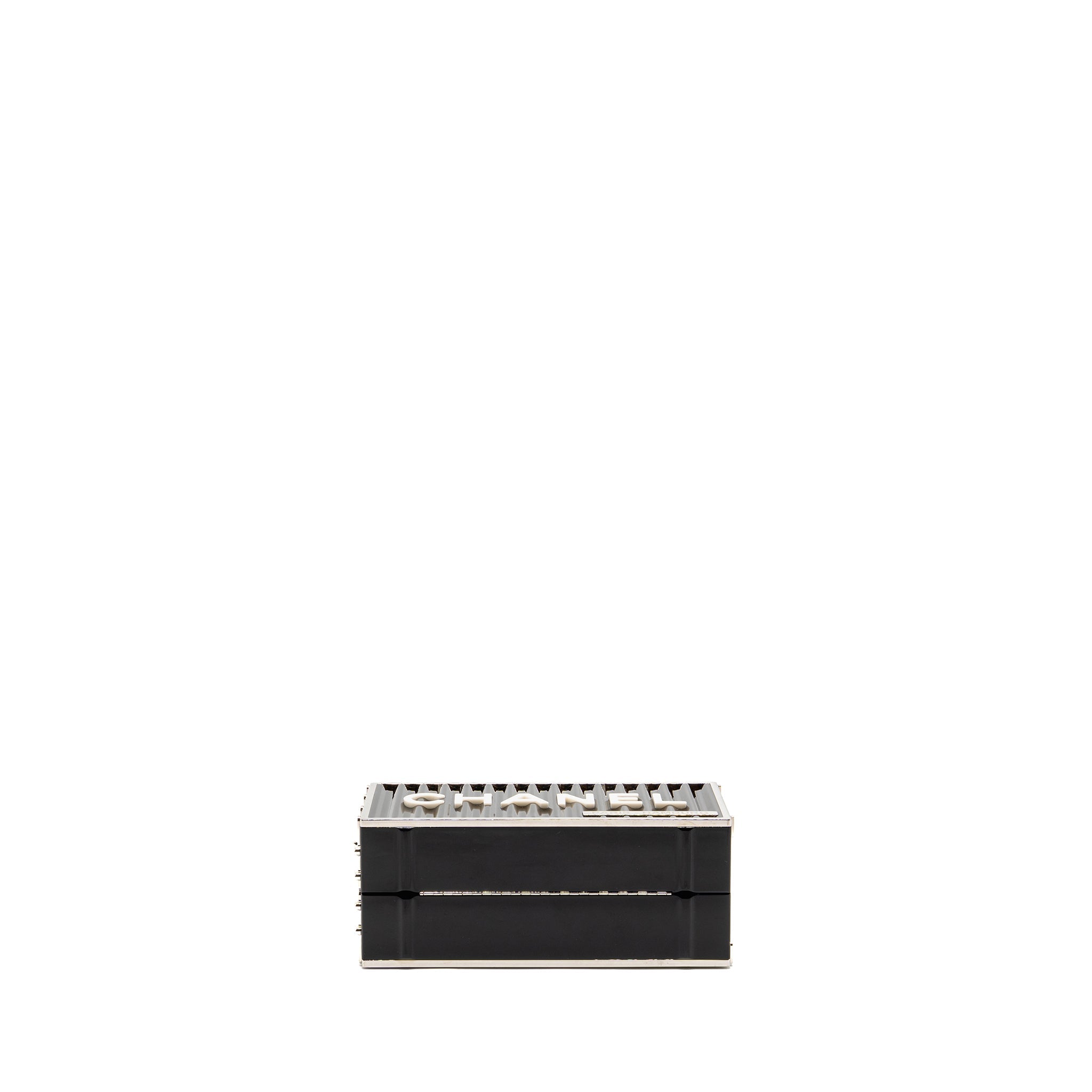 CHANEL 18A PARIS HAMBURG MINAUDIERE SHIPPING CONTAINER EVENING CLUTCH PLEXIGLASS/METAL BLACK SHW