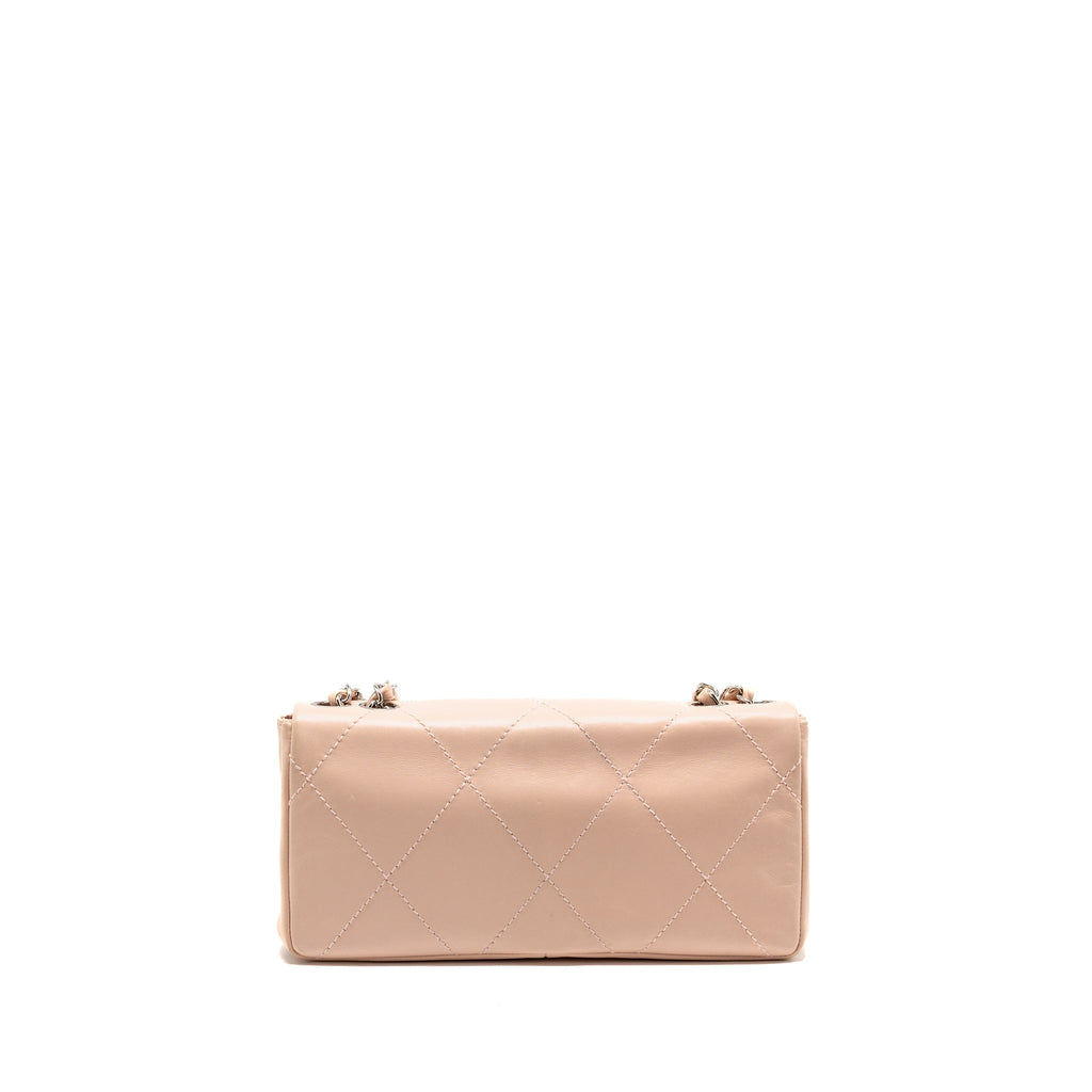 CHANEL VINTAGE GIANT CC FLAP BAG LAMBSKIN ROSE CLAIR SHW