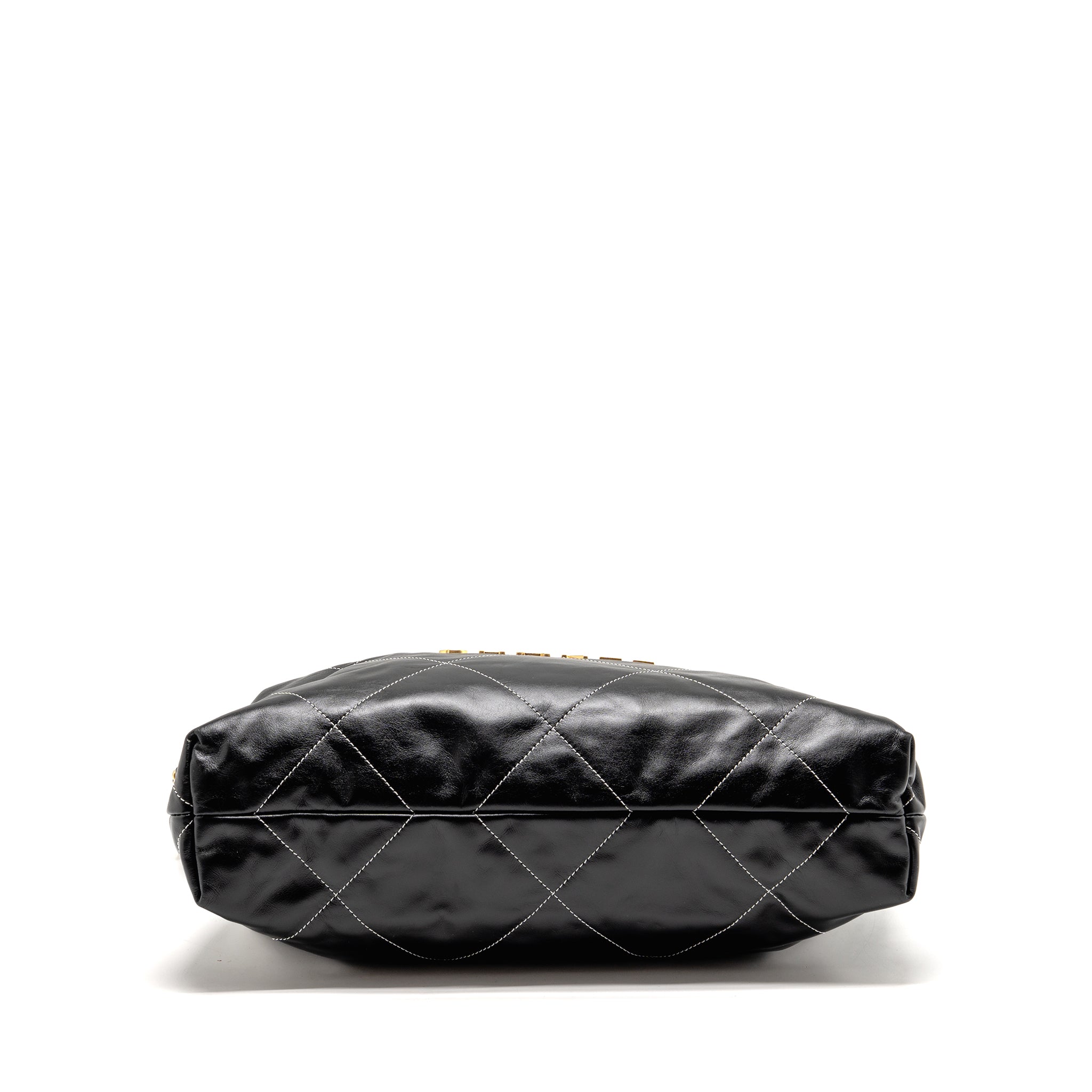 CHANEL MEDIUM 22 BAG WHITE STITCHING CALFSKIN BLACK GHW (MICROCHIP)