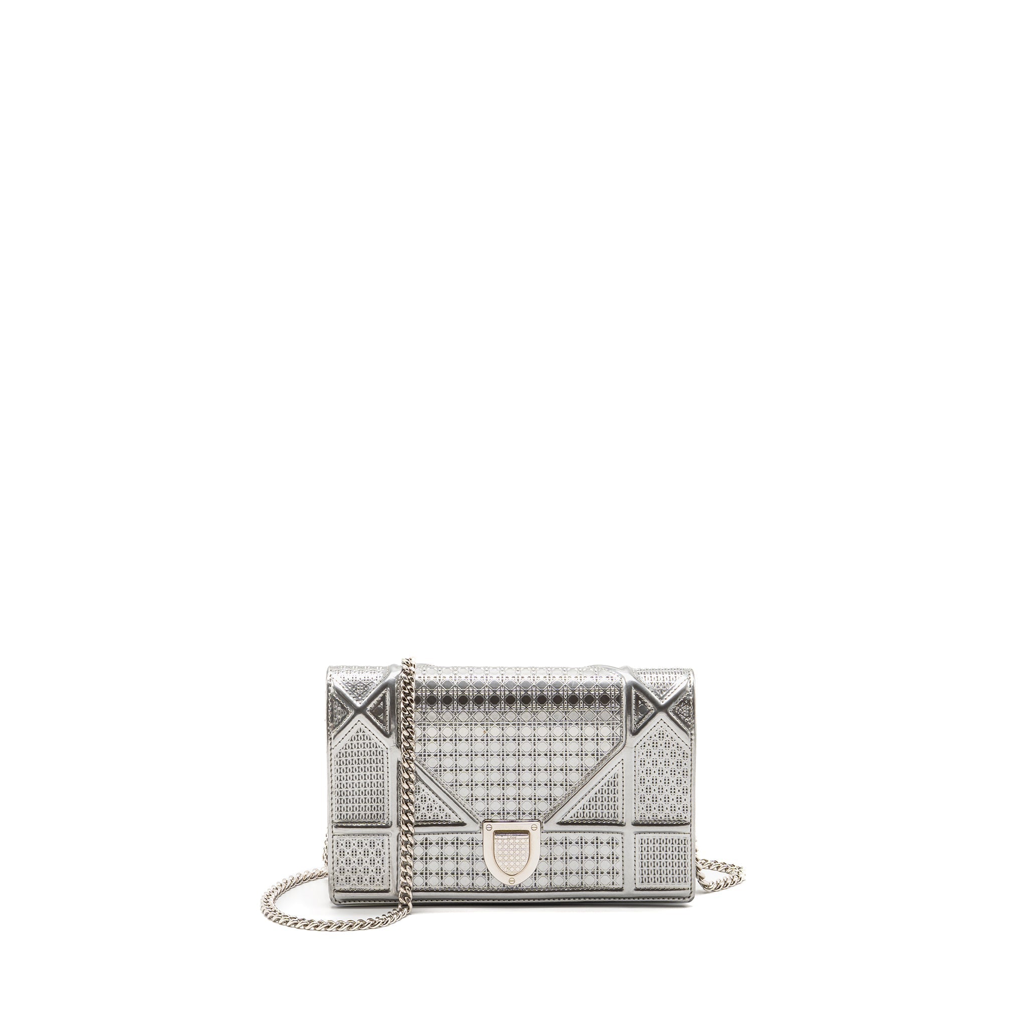 DIOR DIORAMA WALLET ON CHAIN CALFSKIN SILVER SHW