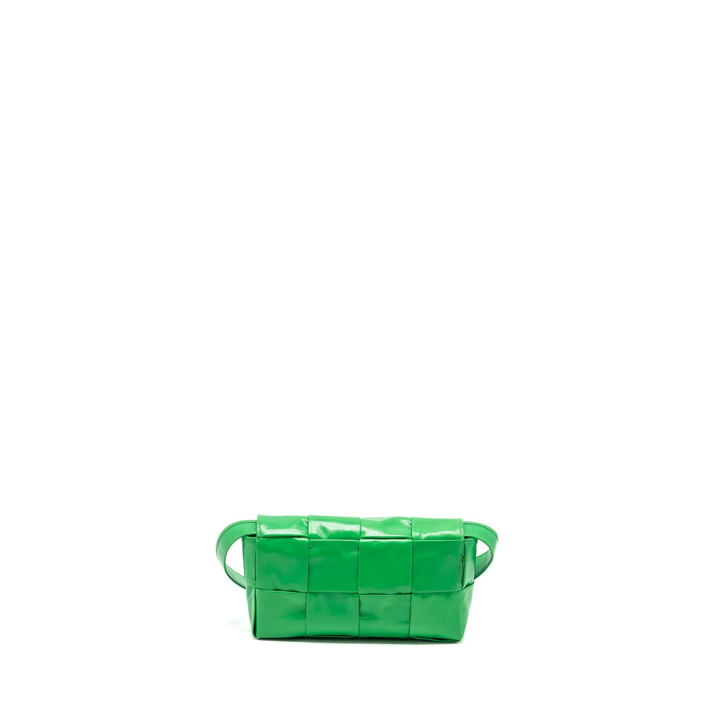 BOTTEGA VENETA CASSETTE BELT BAG LEATHER GREEN SHW