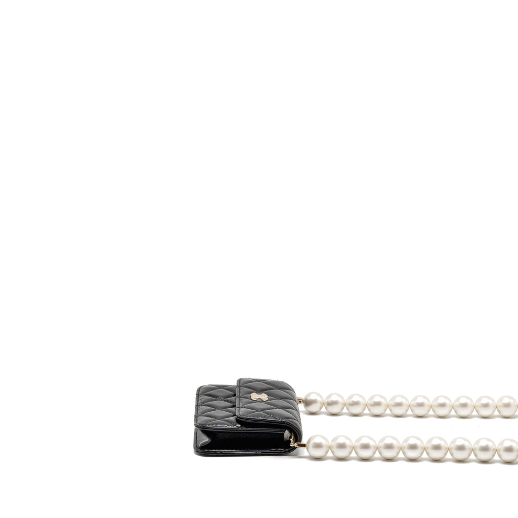 CHANEL CARD HOLDER WITH MAXI PEARLS CHAIN LAMBSKIN BLACK LGHW