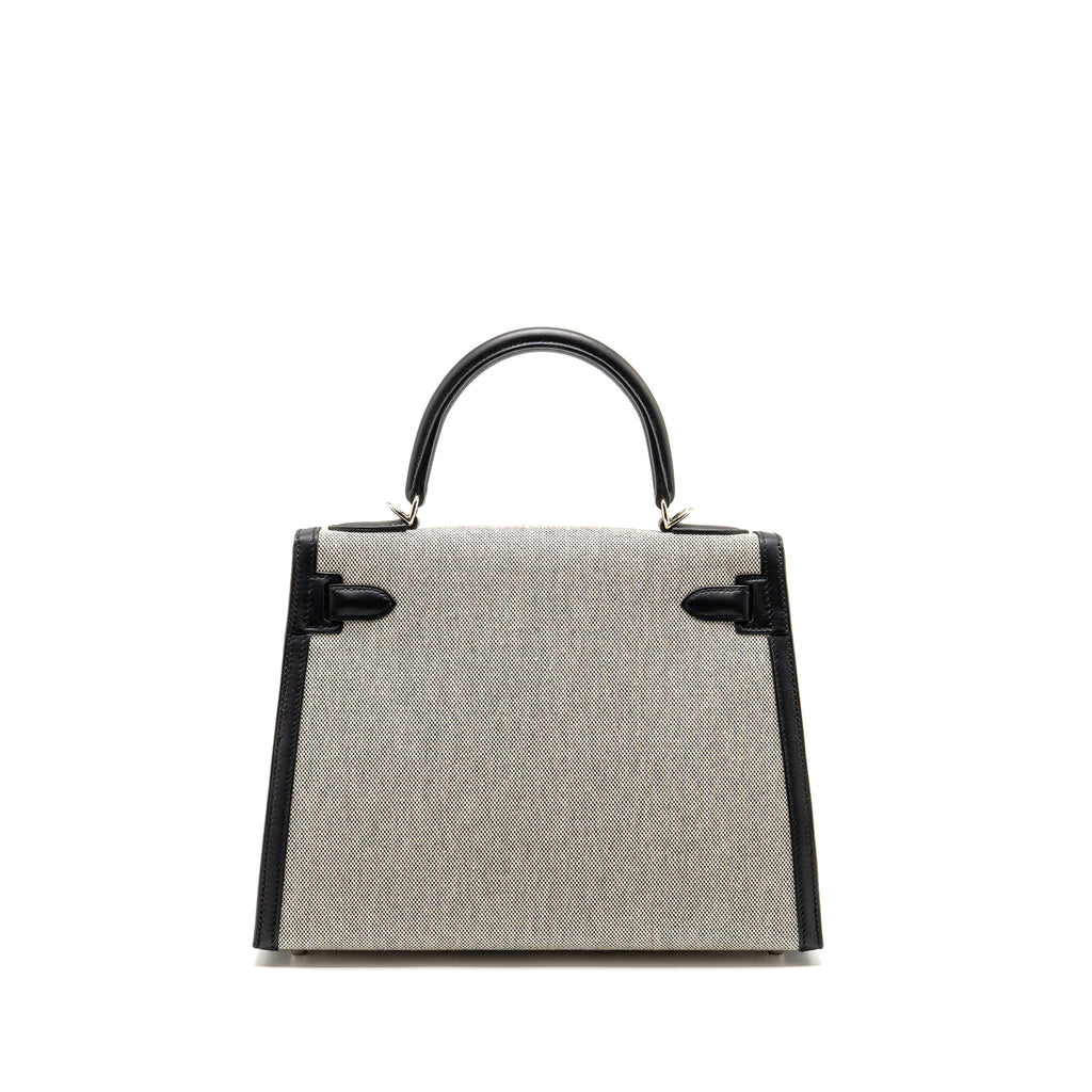 HERMES KELLY 28 SELLIER TOILE H / SWIFT ECRU - BLACK / BLACK SHW