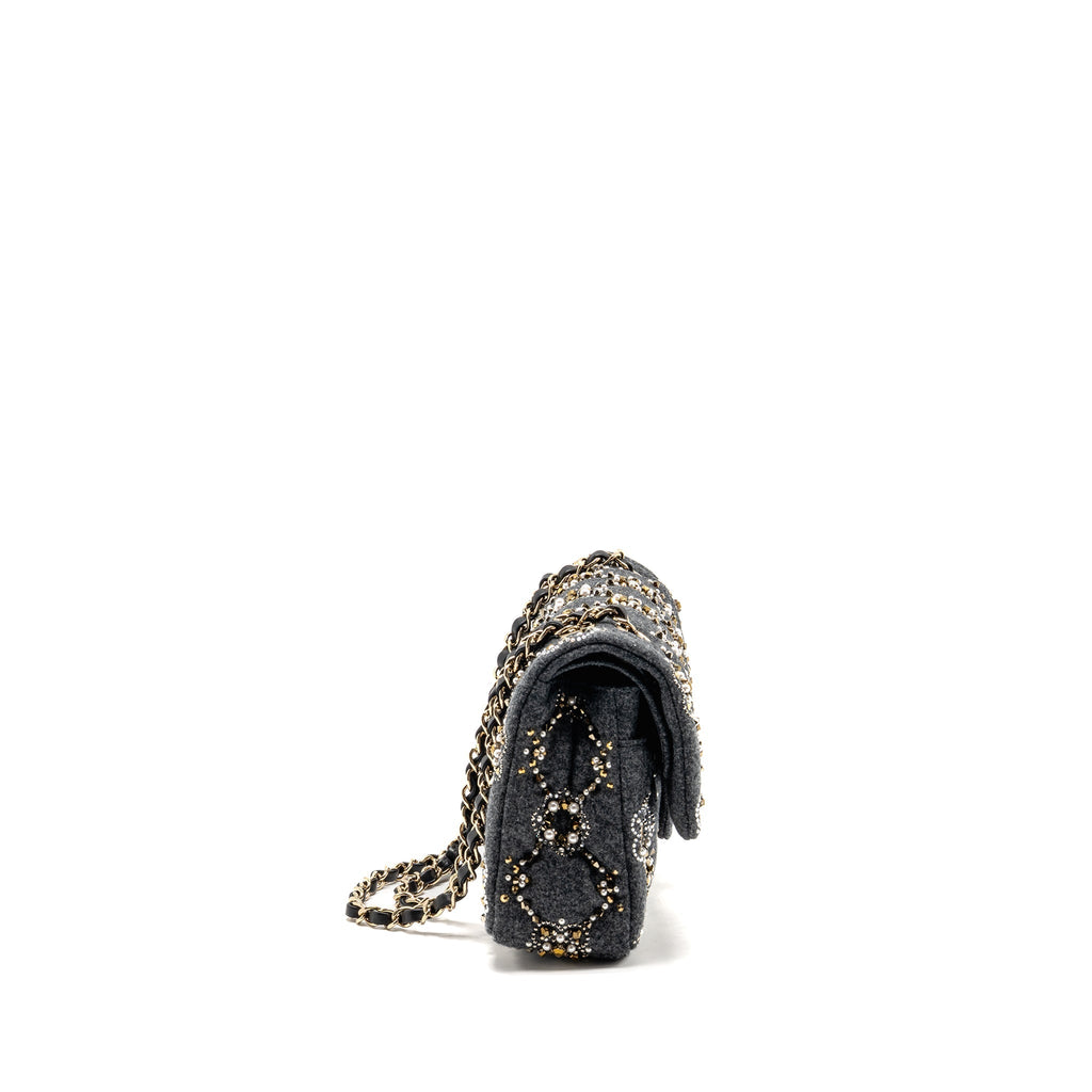 CHANEL 21A PEARL STRASS CRYSTAL MEDIUM CLASSIC DOUBLE FLAP BAG FABRIC GREY LGHW