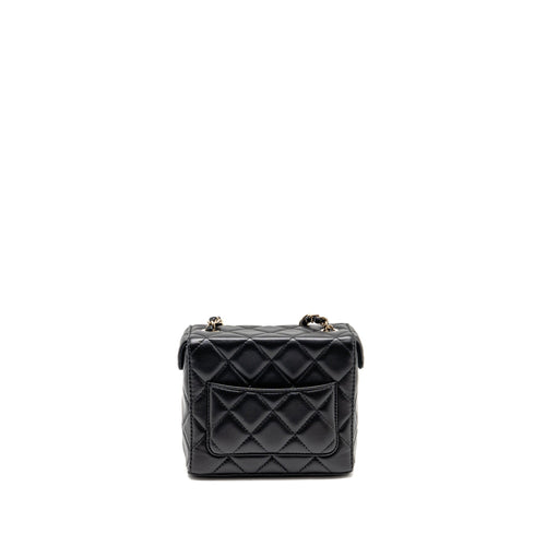 CHANEL FLAP VANITY WITH CHAIN LAMBSKIN BLACK LGWH (MICROCHIP)