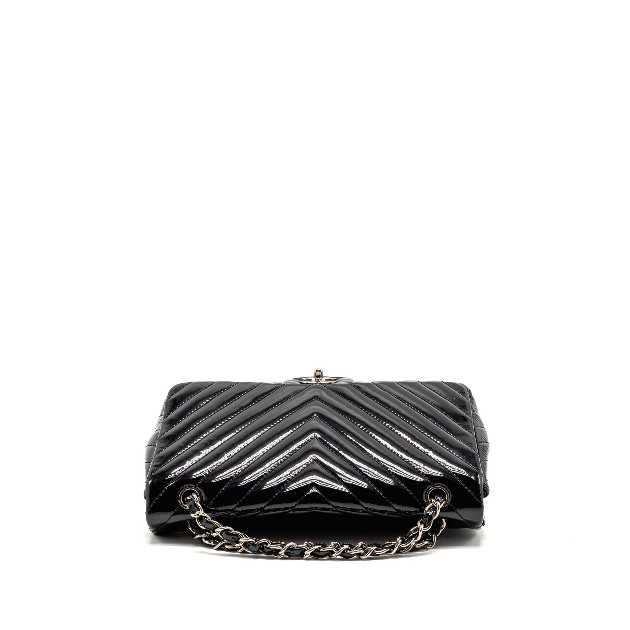 CHANEL CHEVRON JUMBO SINGLE FLAP BAG PATENT BLACK SHW