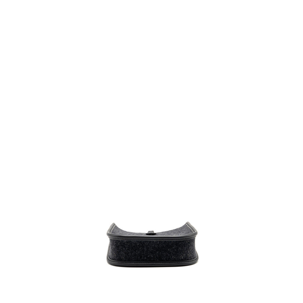 HERMES MINI EVELYNE FEUTRE/SWIFT/SANGLE WOOL GRAPHITE/BLACK SHW
