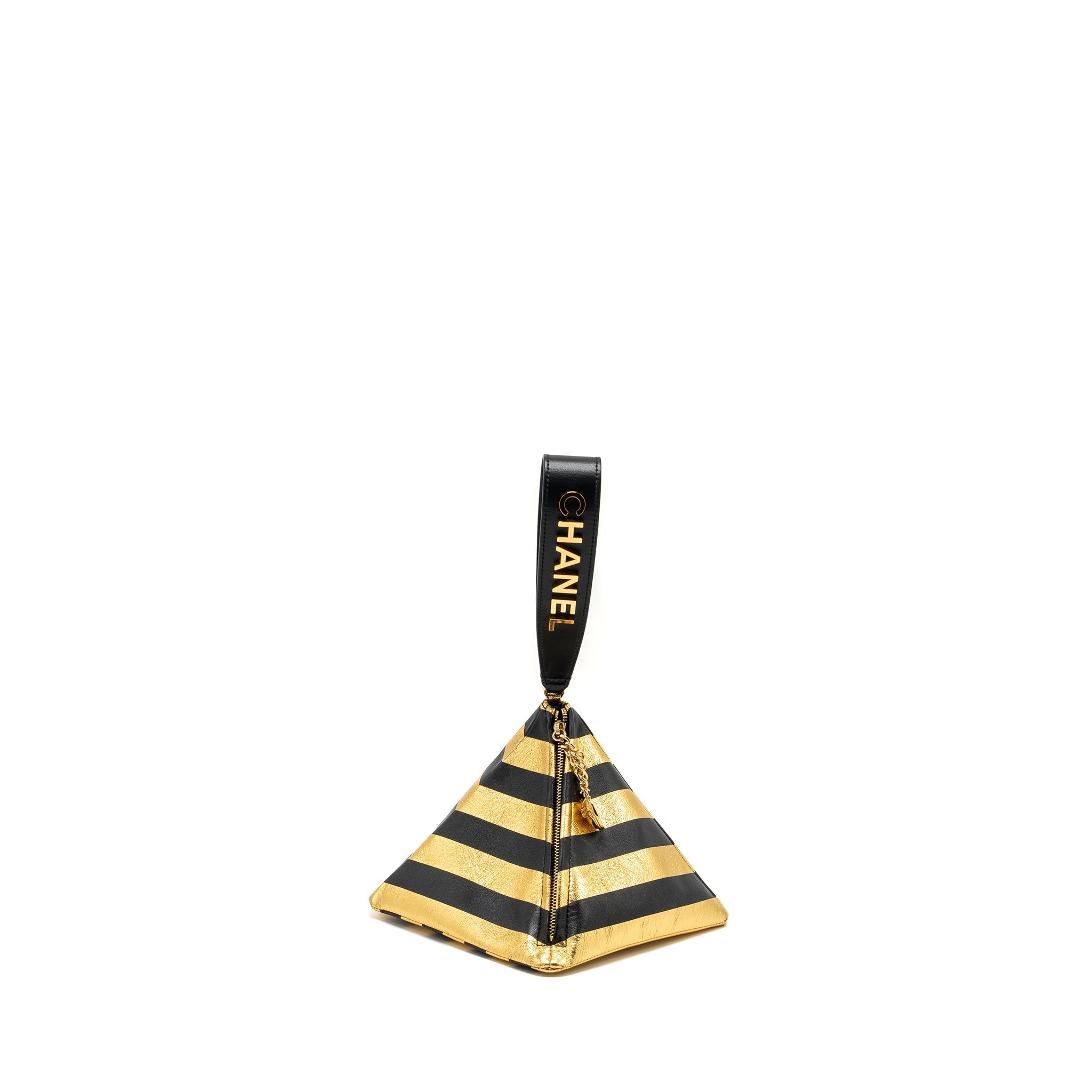 CHANEL 19A CC KHEOPS MISCELLANEOUS PYRAMID CLUTCH LAMBSKIN/METALLIC GOLD/ BLACK GHW