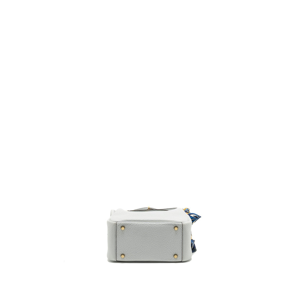 HERMES MINI LINDY CLEMENCE BLEU PALE GHW