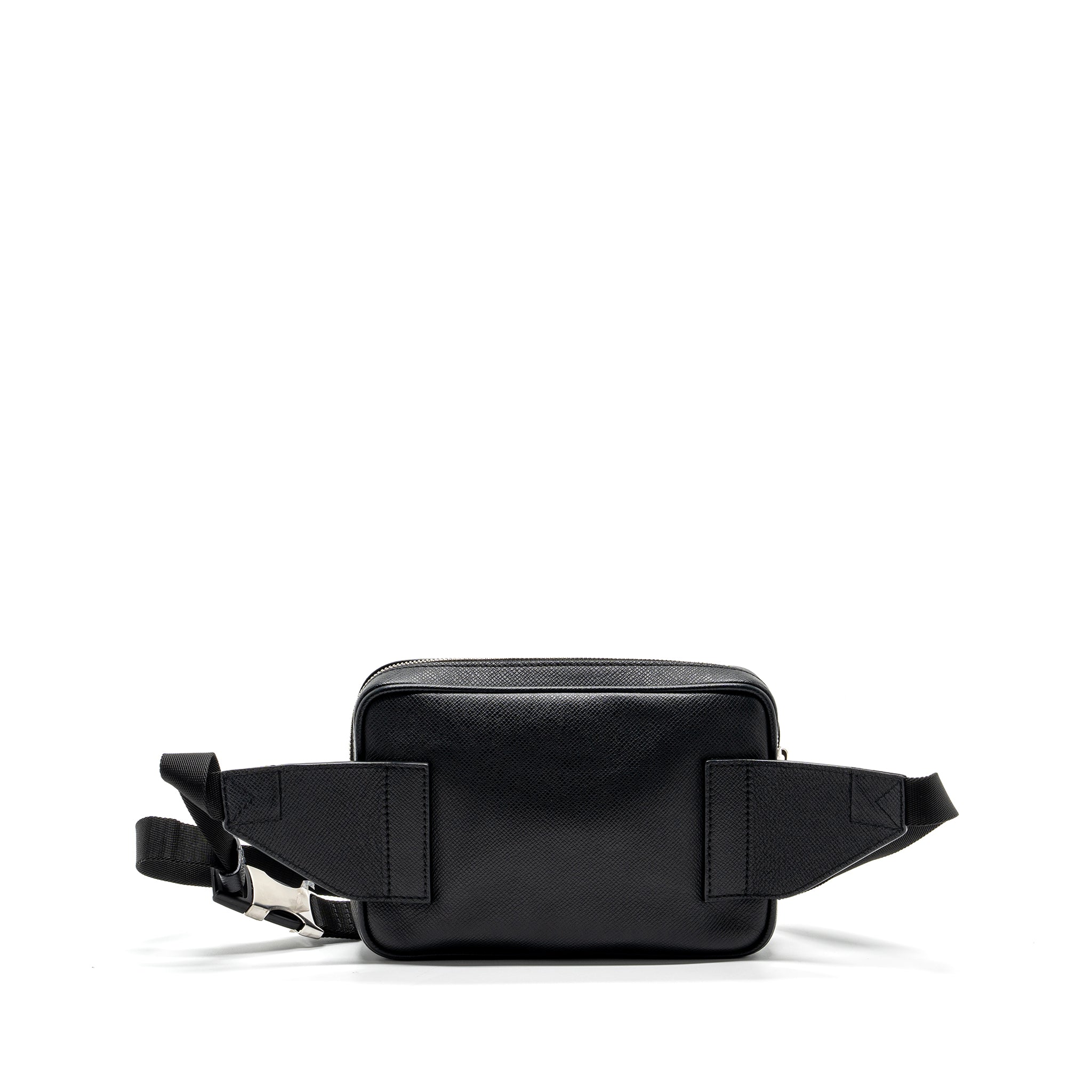 LOUIS VUITTON TAIGA BUM BAG OUTDOOR LEATHER BLACK SHW