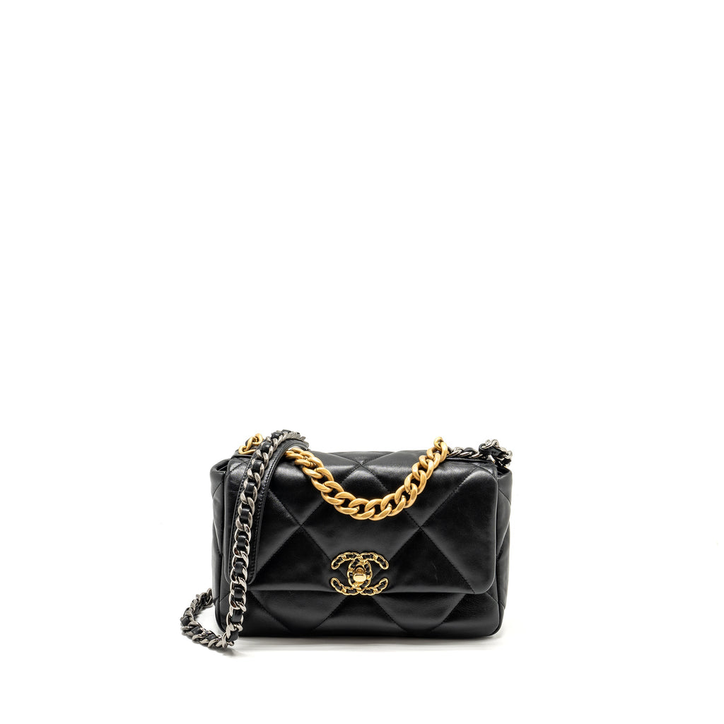 CHANEL SMALL 19 BAG LAMBSKIN BLACK MULTICOLOUR HARDWARE (MICROCHIP)