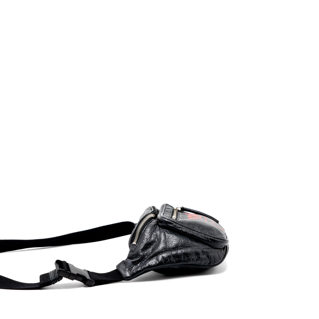 BALENCIAGA EUROPA BELT BAG CALFSKIN BLACK/RED SHW