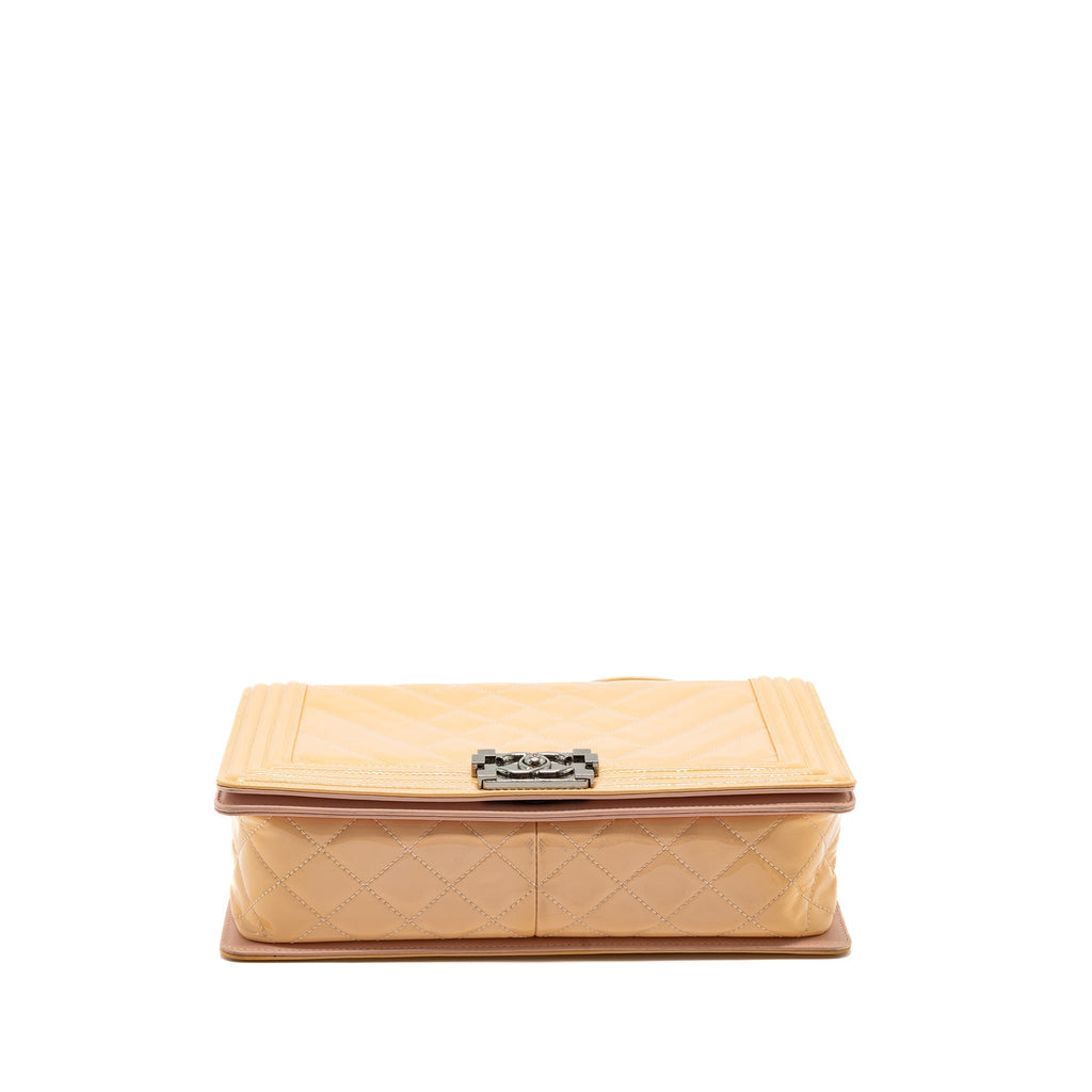 CHANEL NEW MEDIUM BOY BAG PATENT PINK SHW