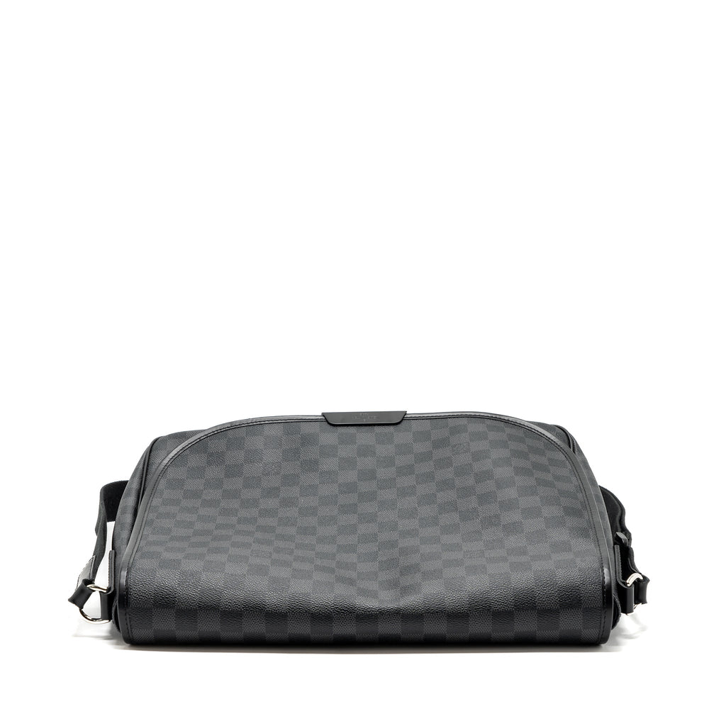 LOUIS VUITTON LARGE MESSANGER BAG DAMIER GRAPHITE CANVAS SHW