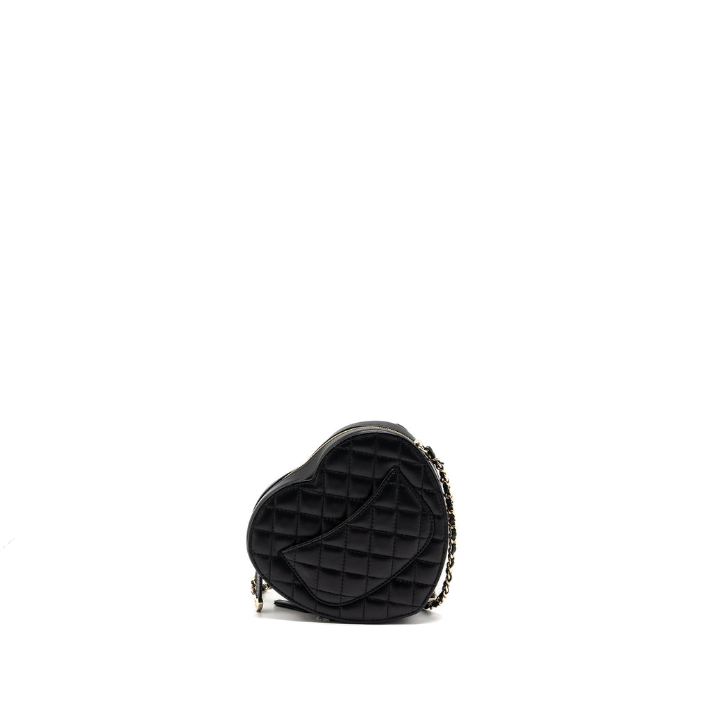 CHANEL 22S HEART BAG LAMBSKIN BLACK LGHW (MICROCHIP)