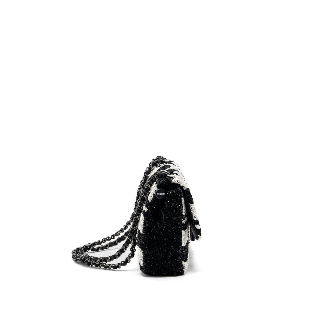 CHANEL 21P LIMITED EDITION FLAP BAG SEQUINS/ SATIN BLACK/ WHITE SHW