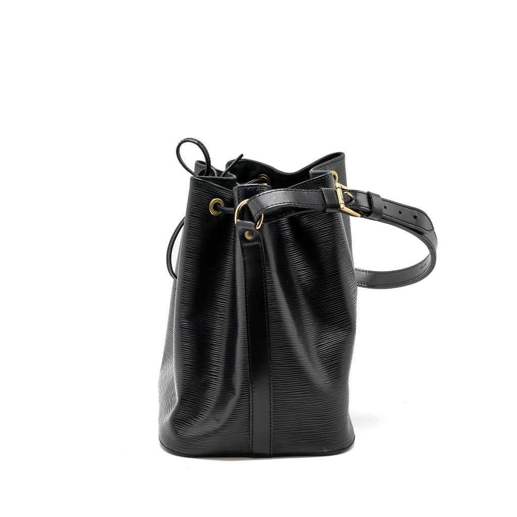 LOUIS VUITTON PETIT NOE EPI LEATHER BLACK GHW
