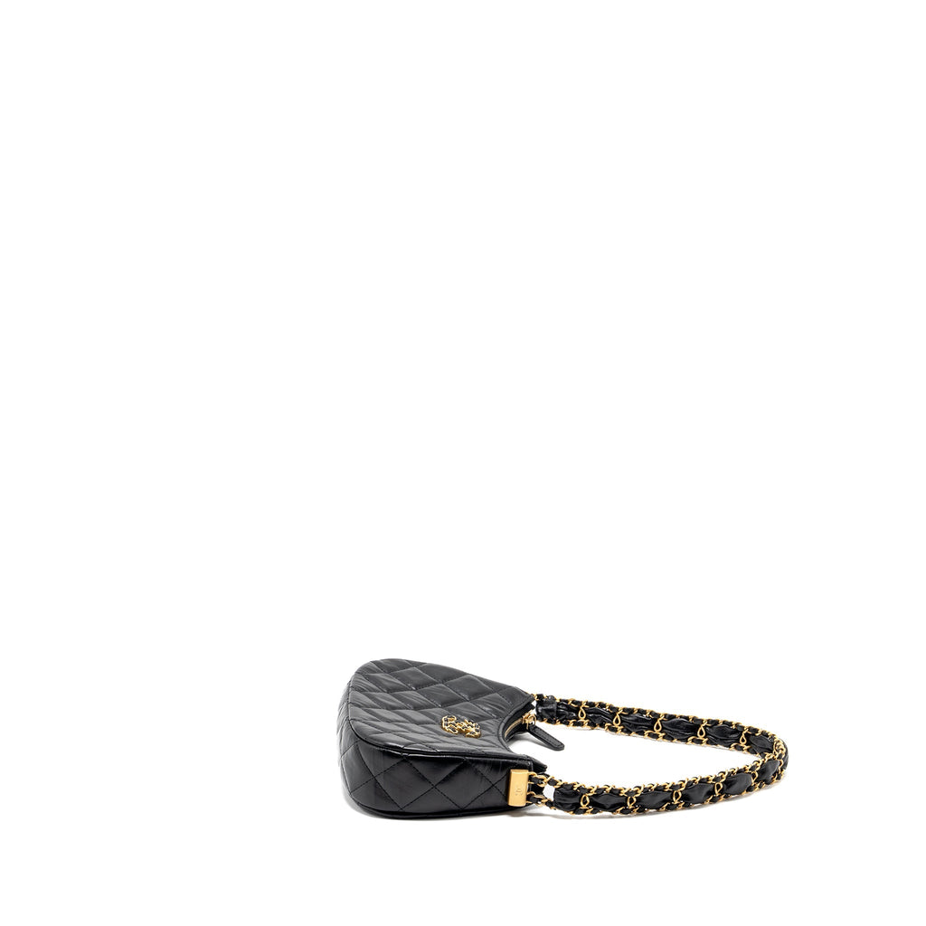 CHANEL 23K SMALL HOBO SHOULDER BAG CALFSKIN BLACK GHW (MICROCHIP)