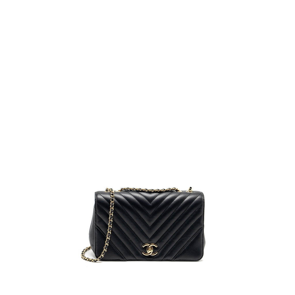 CHANEL SEASONAL CHEVRON FLAP BAG CALFSKIN DARK NAVY LGHW