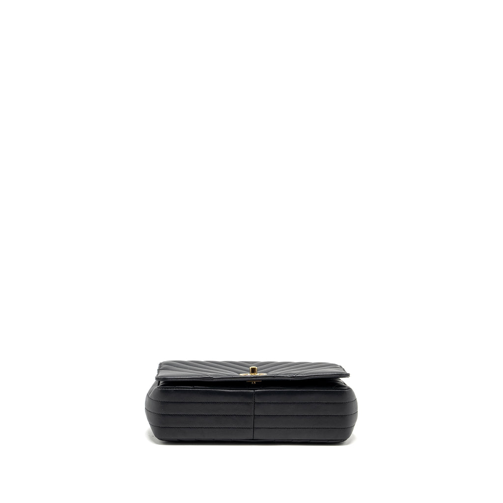 CHANEL SEASONAL CHEVRON FLAP BAG CALFSKIN DARK NAVY LGHW