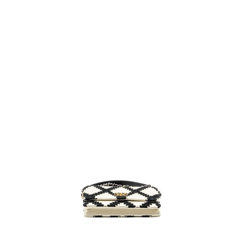 CHANEL 19 WALLET ON CHAIN FABRIC/CALFSKIN WHITE/BLACK MULTICOLOUR HARDWARE