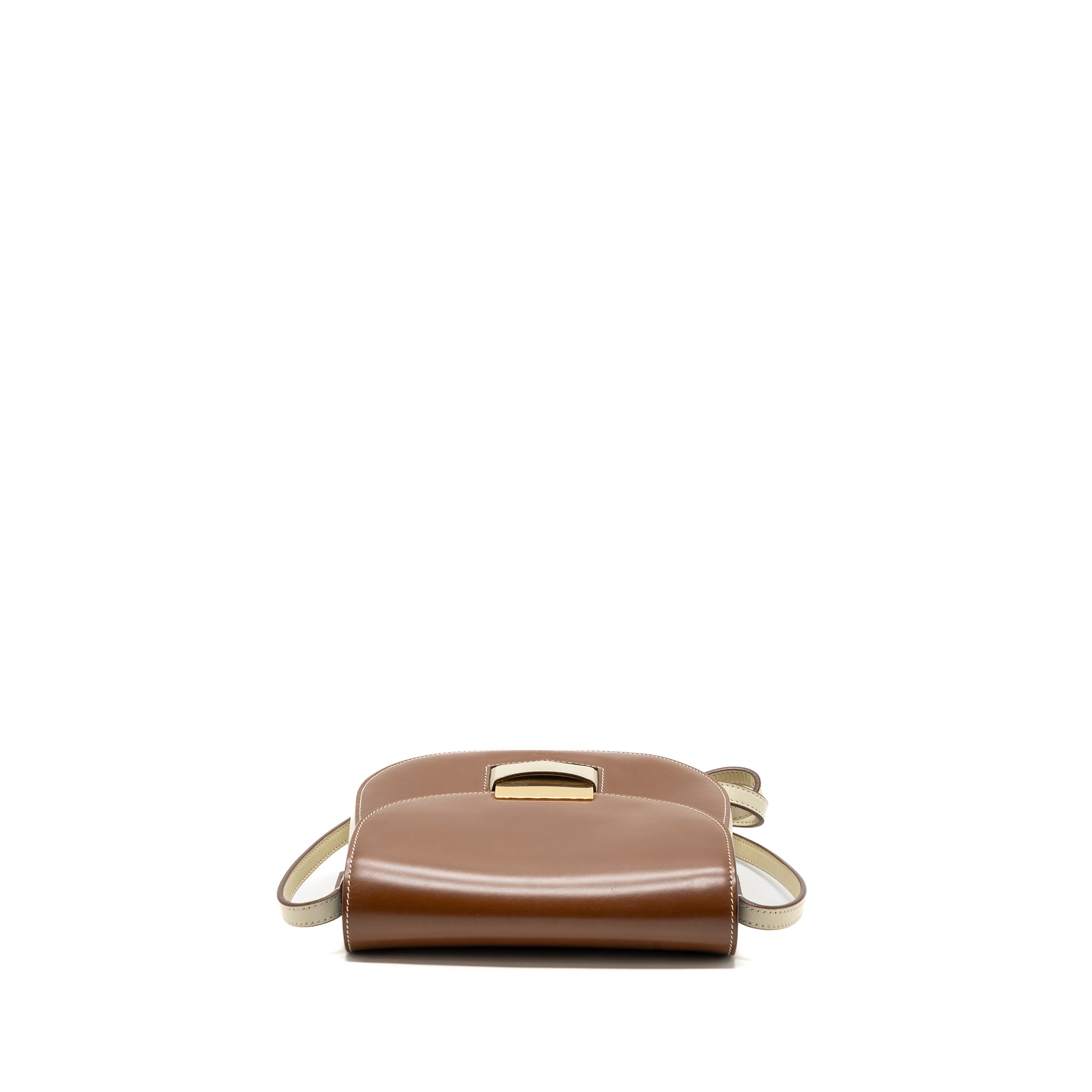 CELINE TROUTTEUR CROSSBODY BAG LEATHER CARAMEL / CREAM GHW
