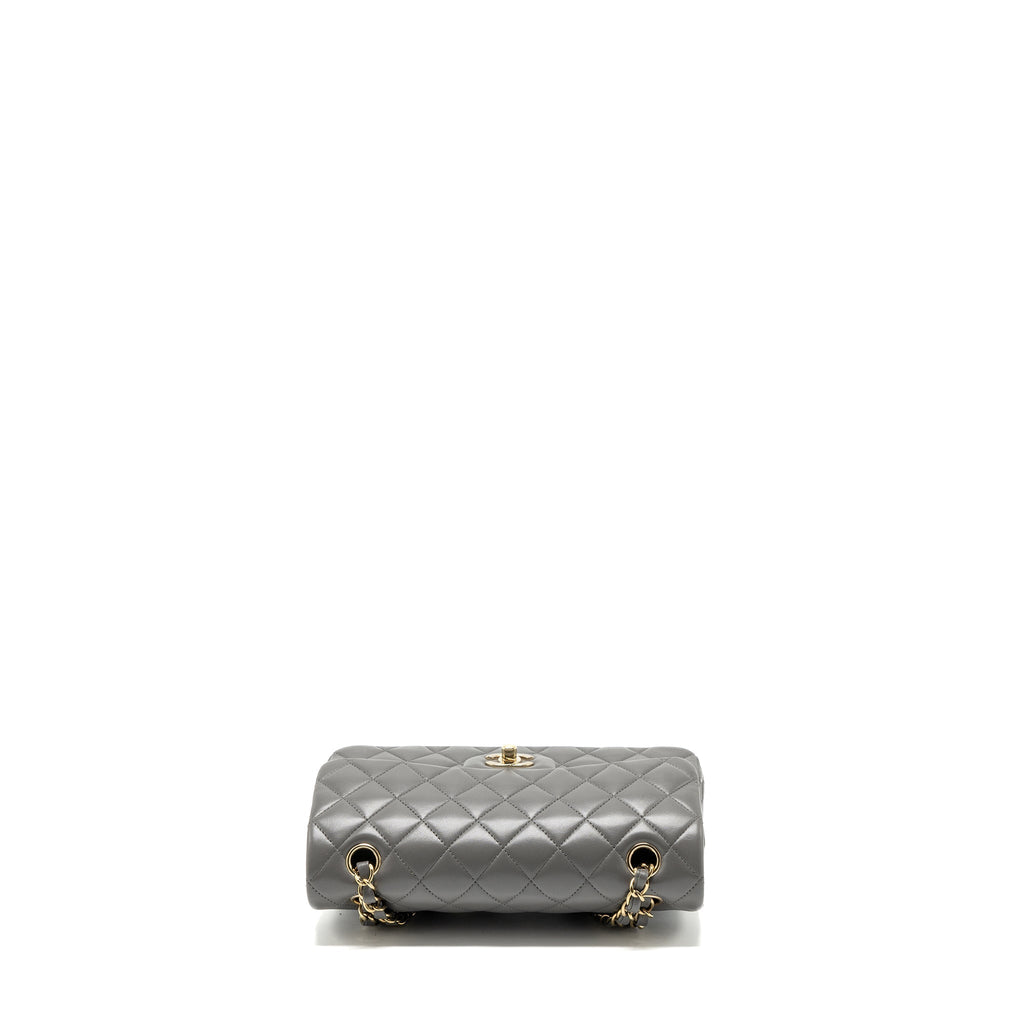 CHANEL 22A SMALL CLASSIC DOUBLE FLAP BAG LAMBSKIN GREY LGHW (MICROCHIP)