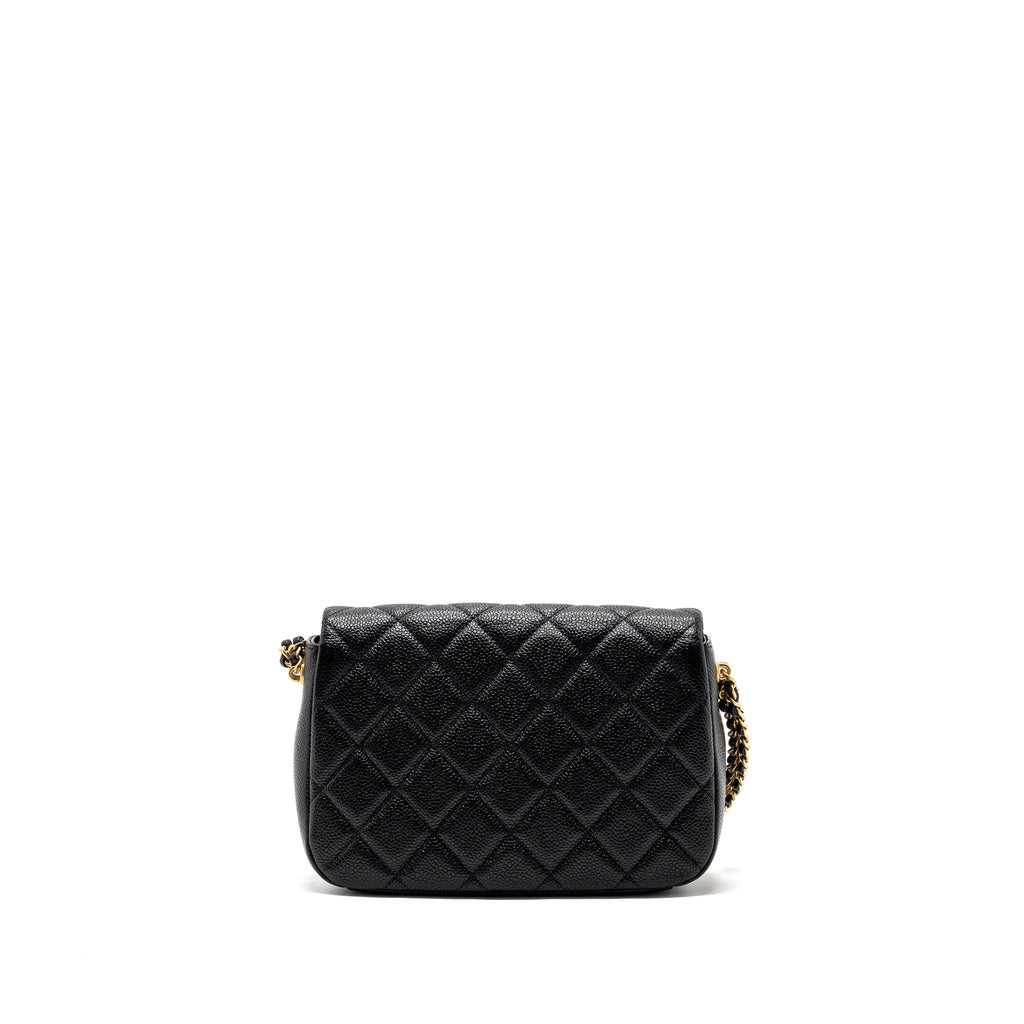 CHANEL 21A CHAIN SOUL FLAP BAG GRAINED CALFSKIN BLACK GHW (MICROCHIP)