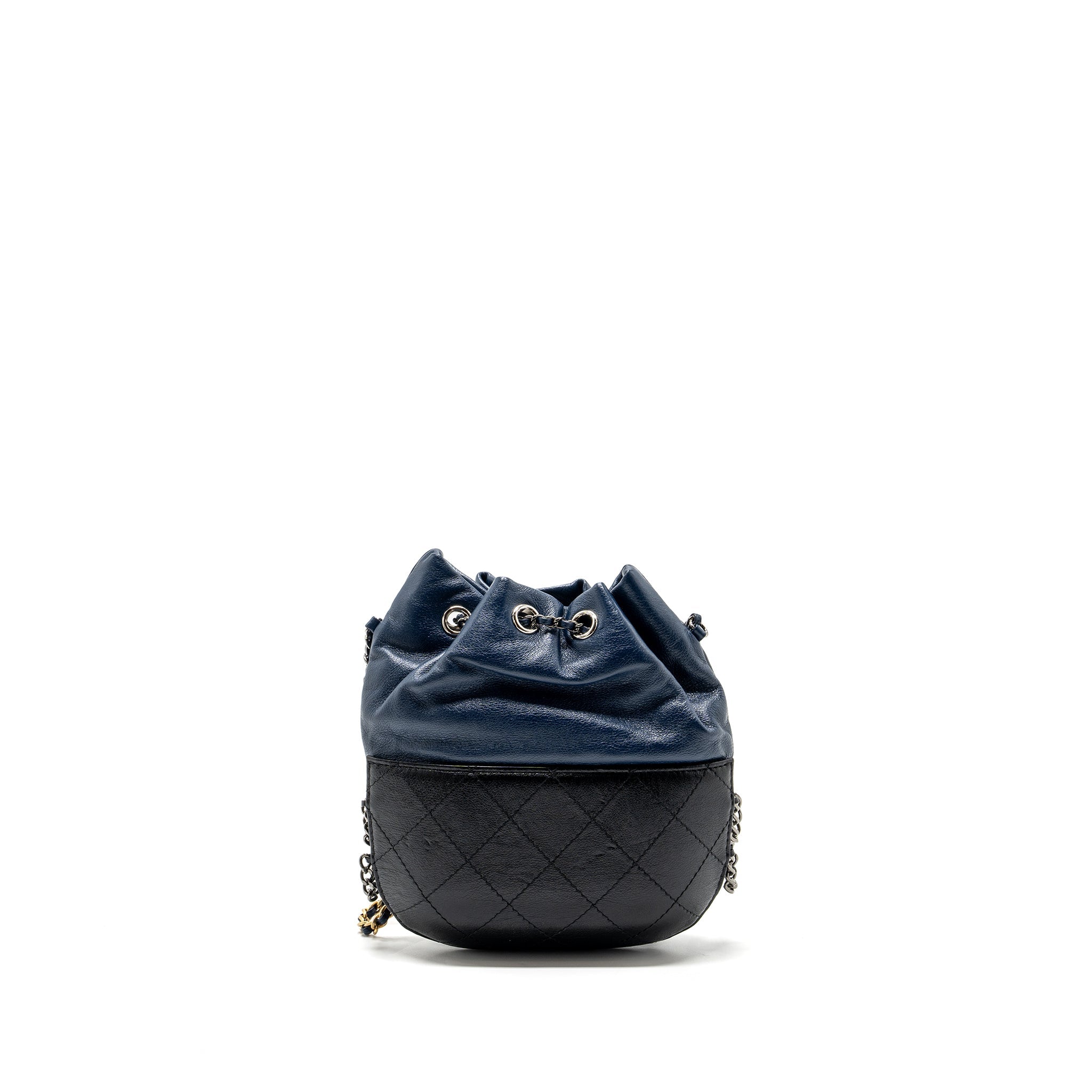 CHANEL SMALL BUCKET BAG CALFSKIN NAVY/BLACK MULTICOLOUR HARDWARE