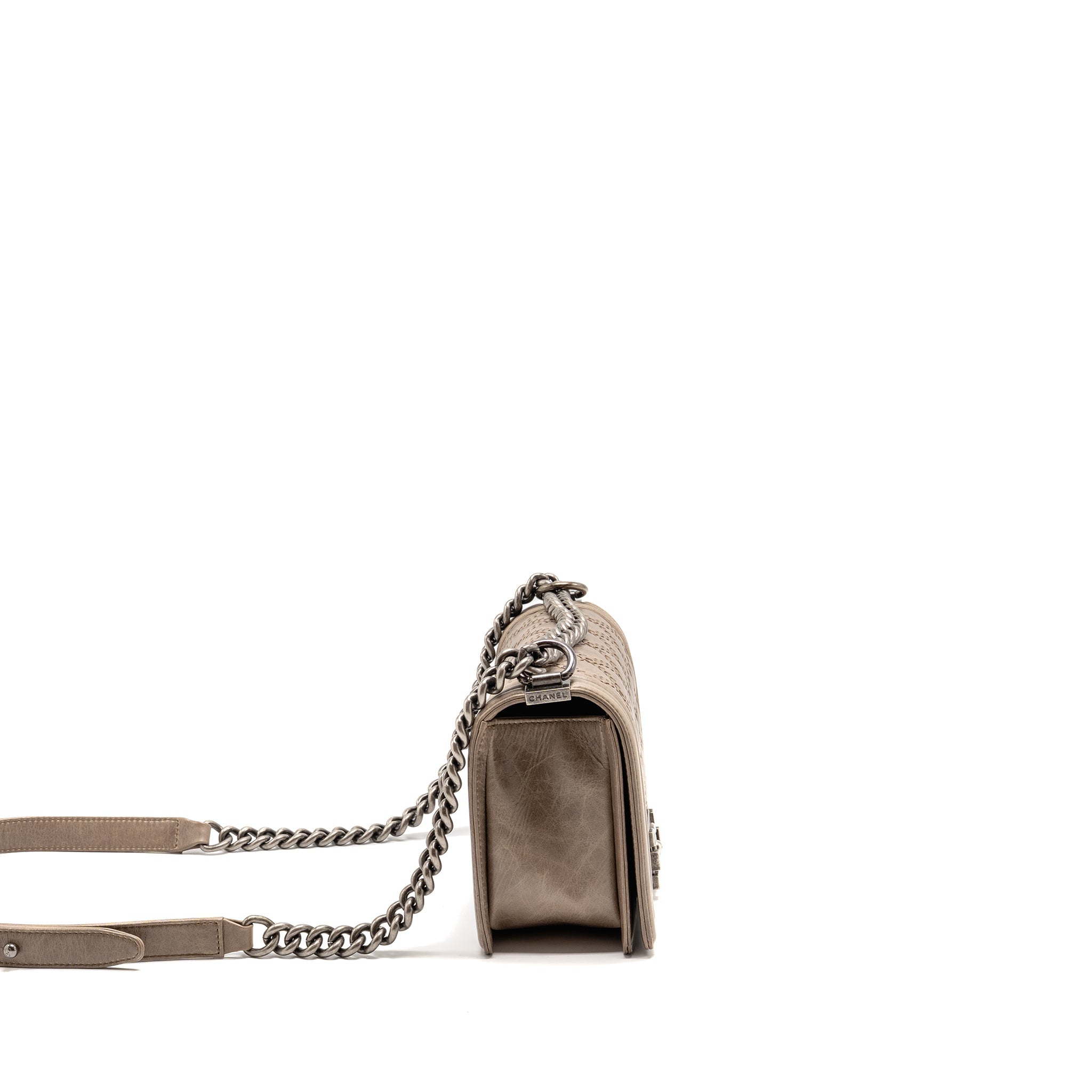 CHANEL MEDIUM BOY BAG QUILTED CALFSKIN GREY RUTHENIUM HARDWARE